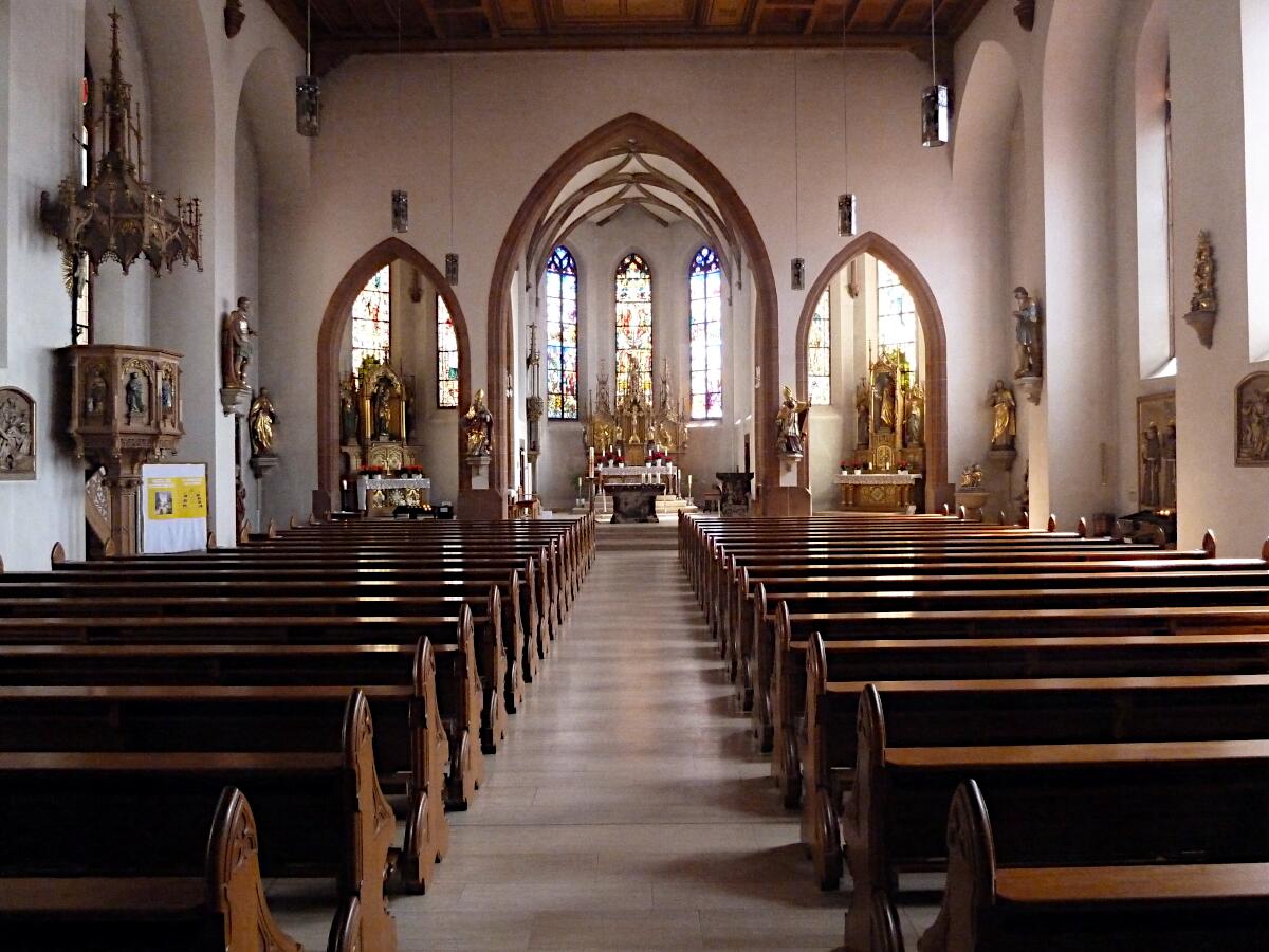 Katholische Pfarrkirche St. Martin (12.-19. Jh.)