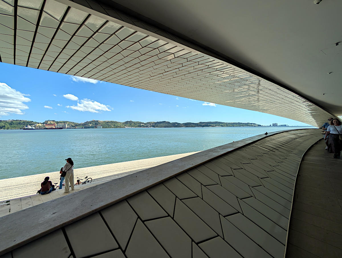 Museu de Arte, Arquitetura e Tecnologia