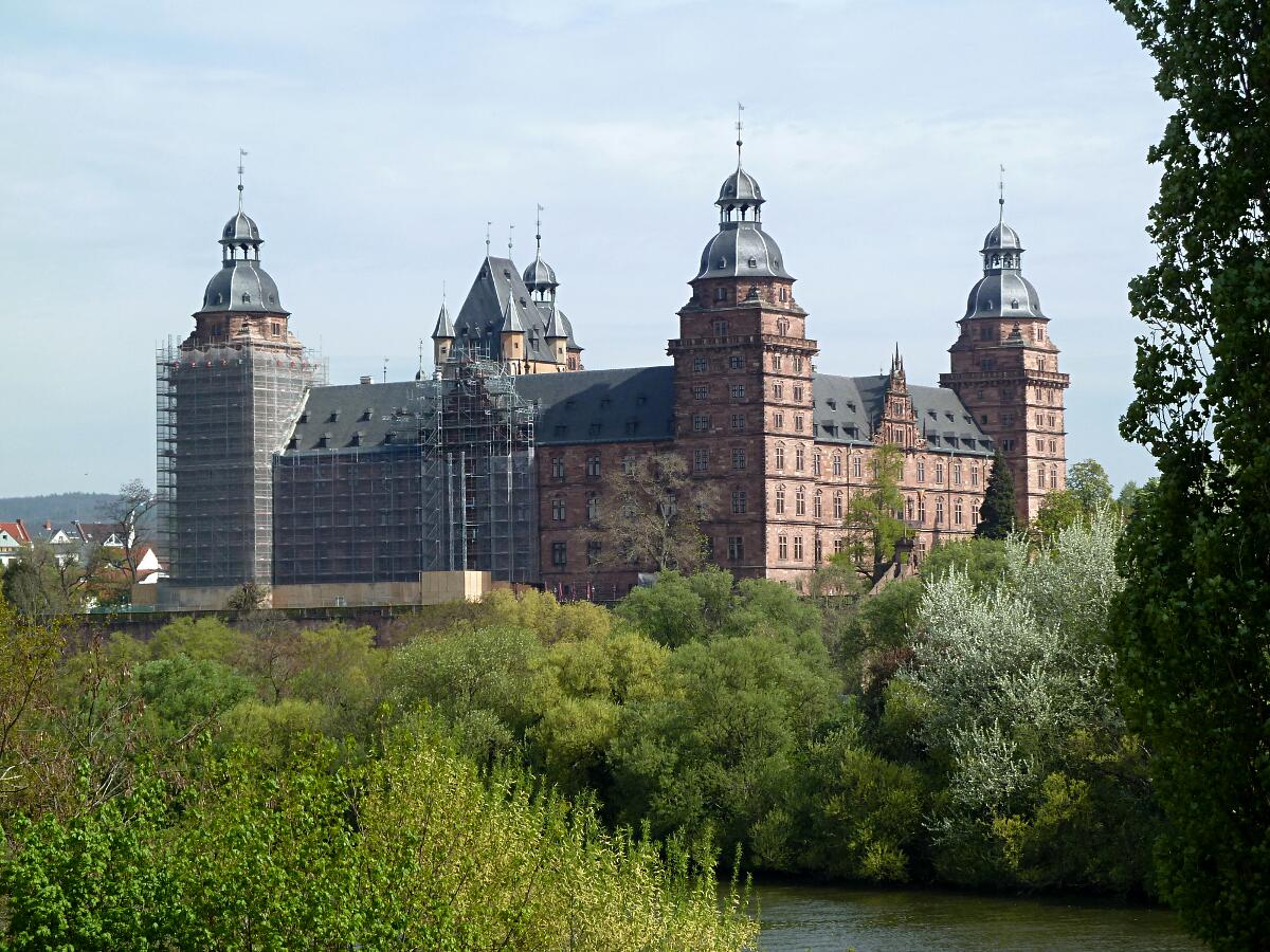 Schloss Johannisburg (1605-14)