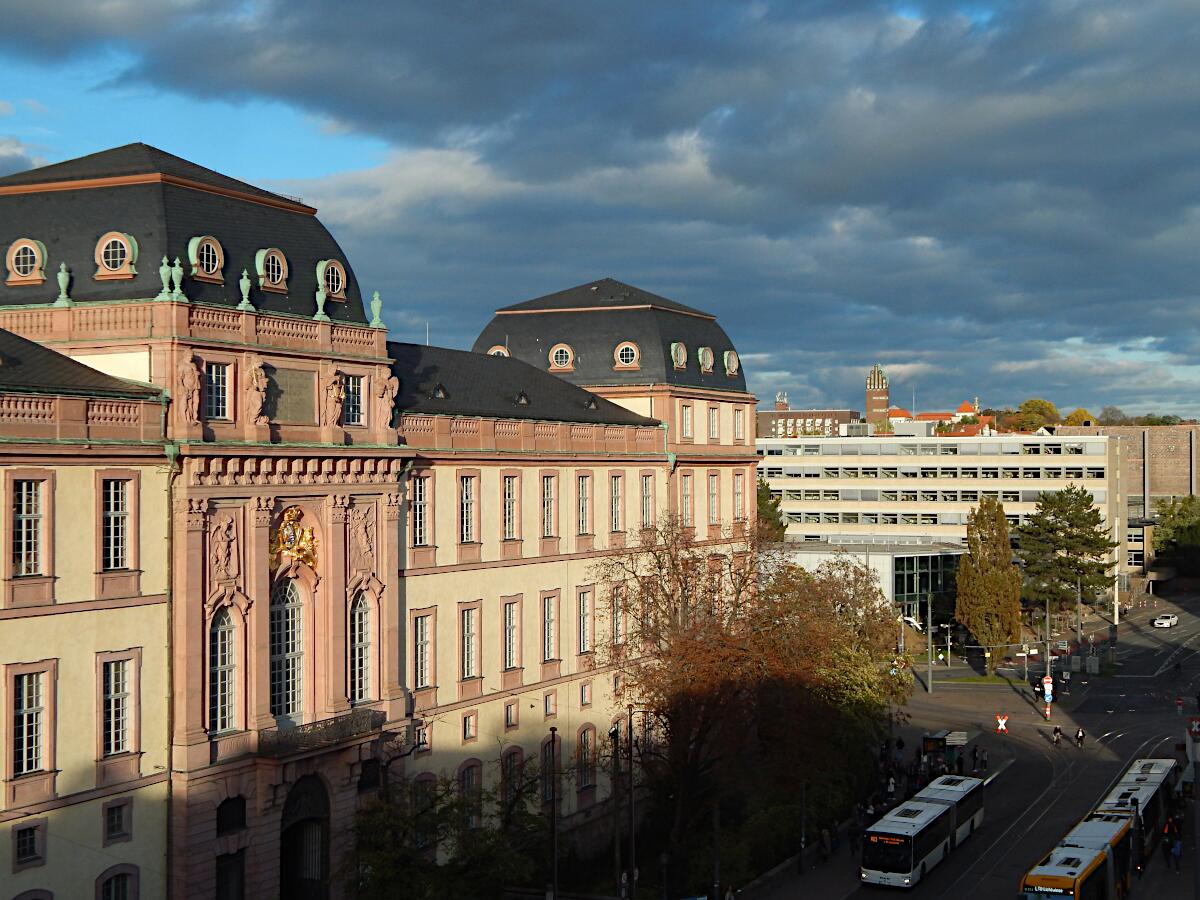 Residenzschloss (ab 1567) - Sdwestansicht