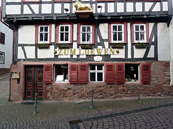 Langgasse - 'Zum Lwen'