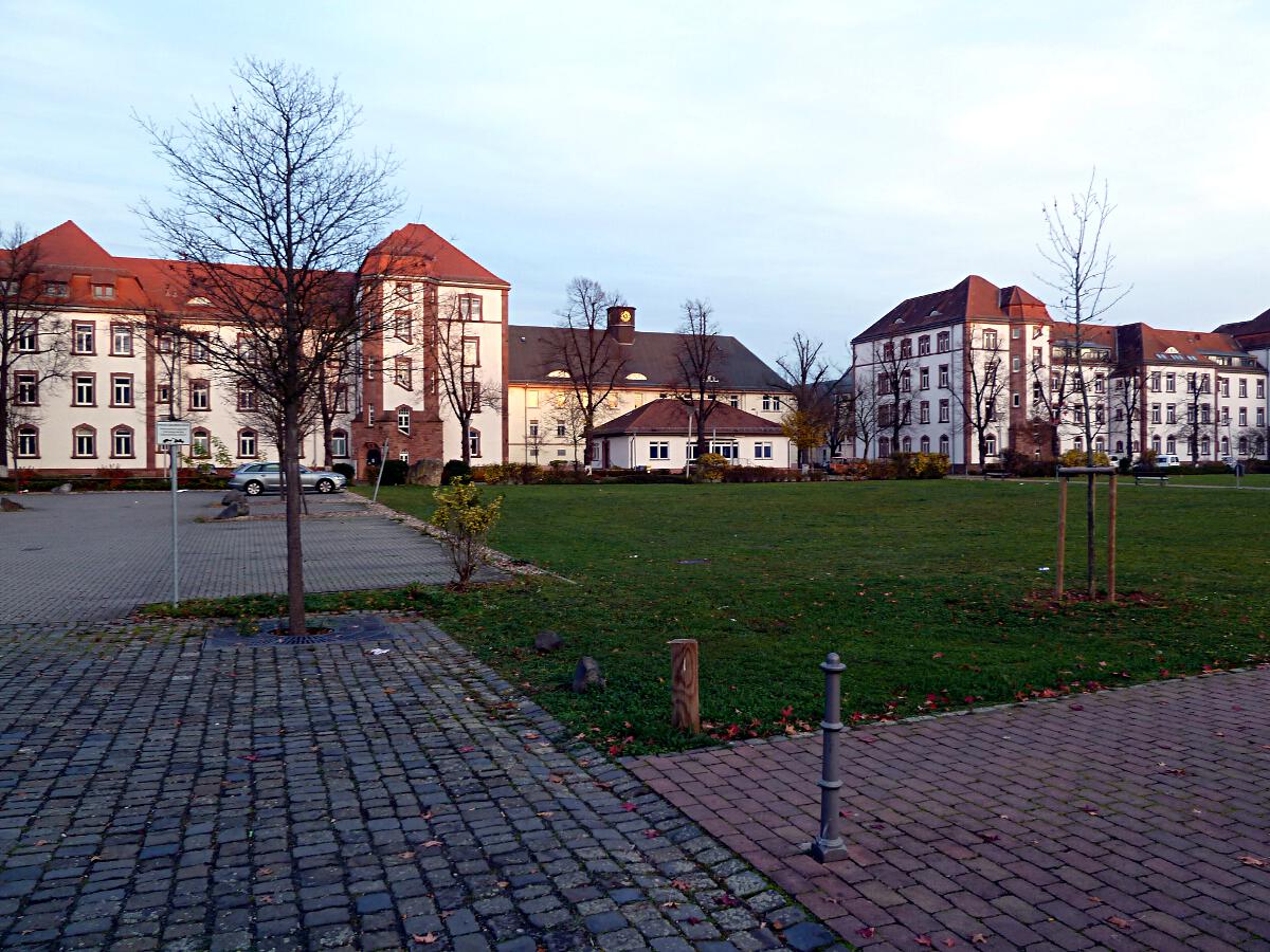 Ruhrstrae - Technisches Rathaus, ehem. Hessen-Homburg-Kaserne (1910)