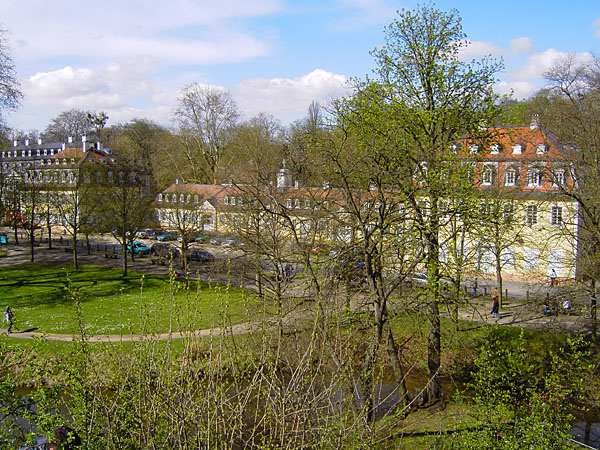 Wilhelmsbad - Blick vom Schneckenberg auf die Kuranlage
