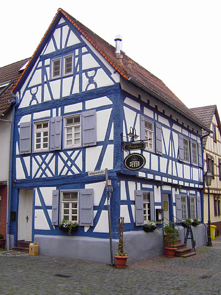 Indagineplatz 2