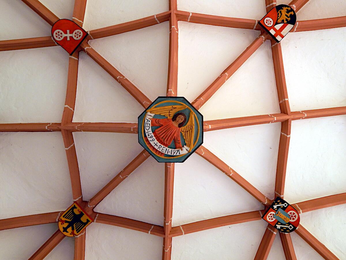 St. Stephan - Kreuzgang (1462-99) mit Netzgradgewlbe