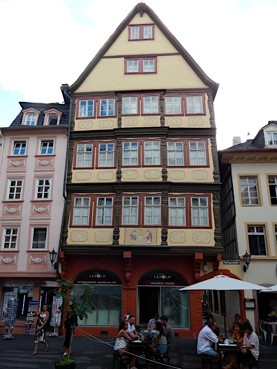 Augustinerstrae 75 (Anfang 17. Jh.)