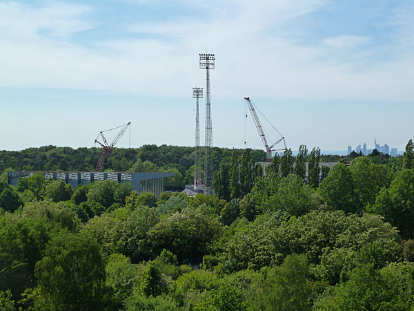 Abrisskrne am Bieberer Berg - Blick vom Bieberer Aussichtsturm