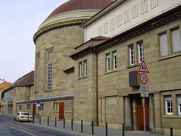 Capitol-Theater (ehem. Synagoge, 1913-16)