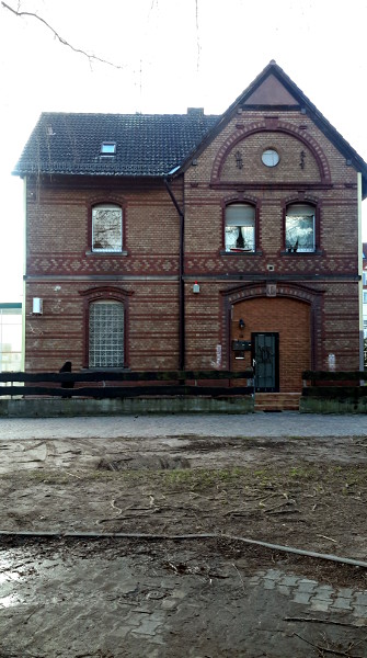 Bahnhofsgebude
