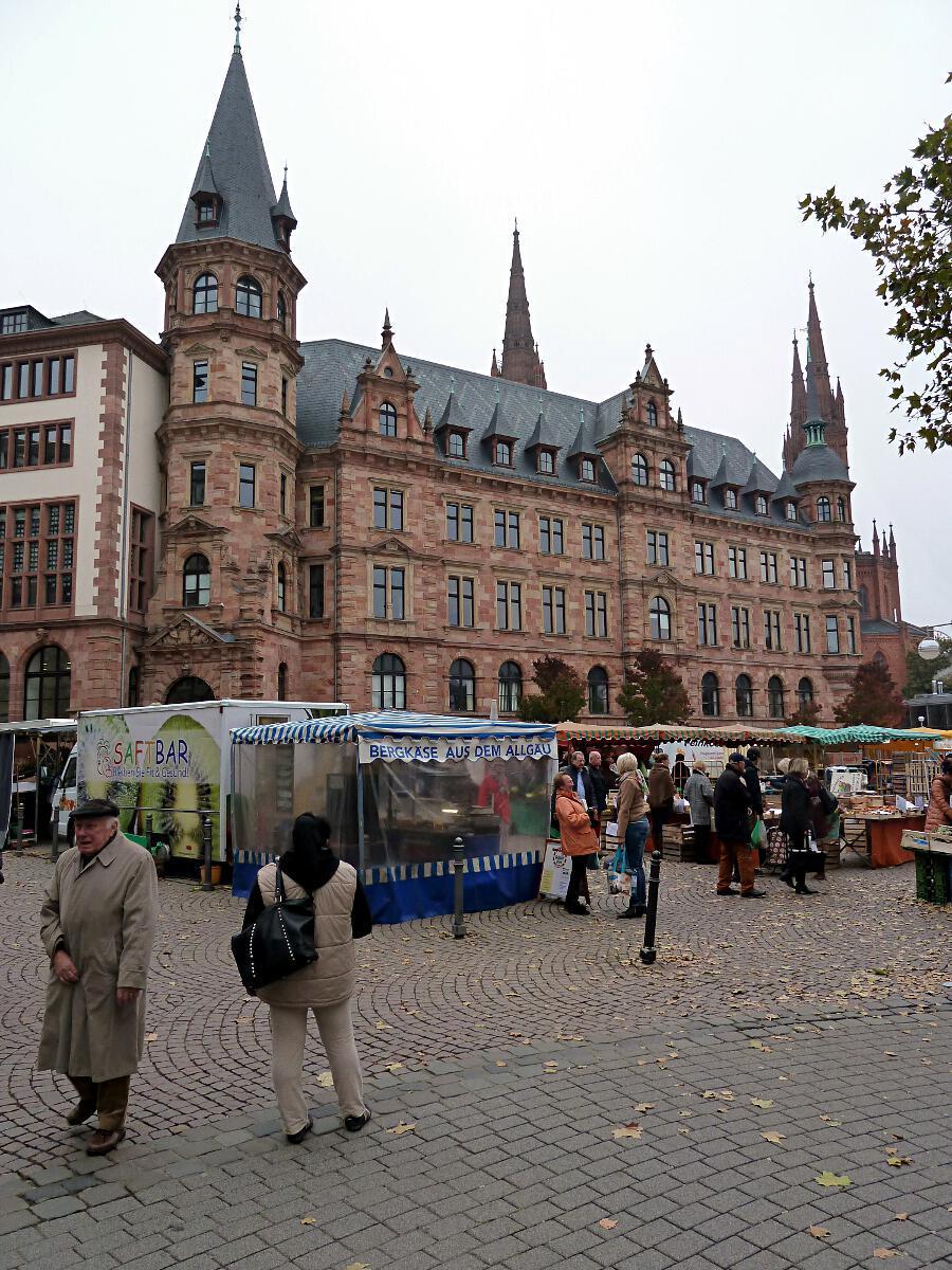 Neues Rathaus (1883-87)