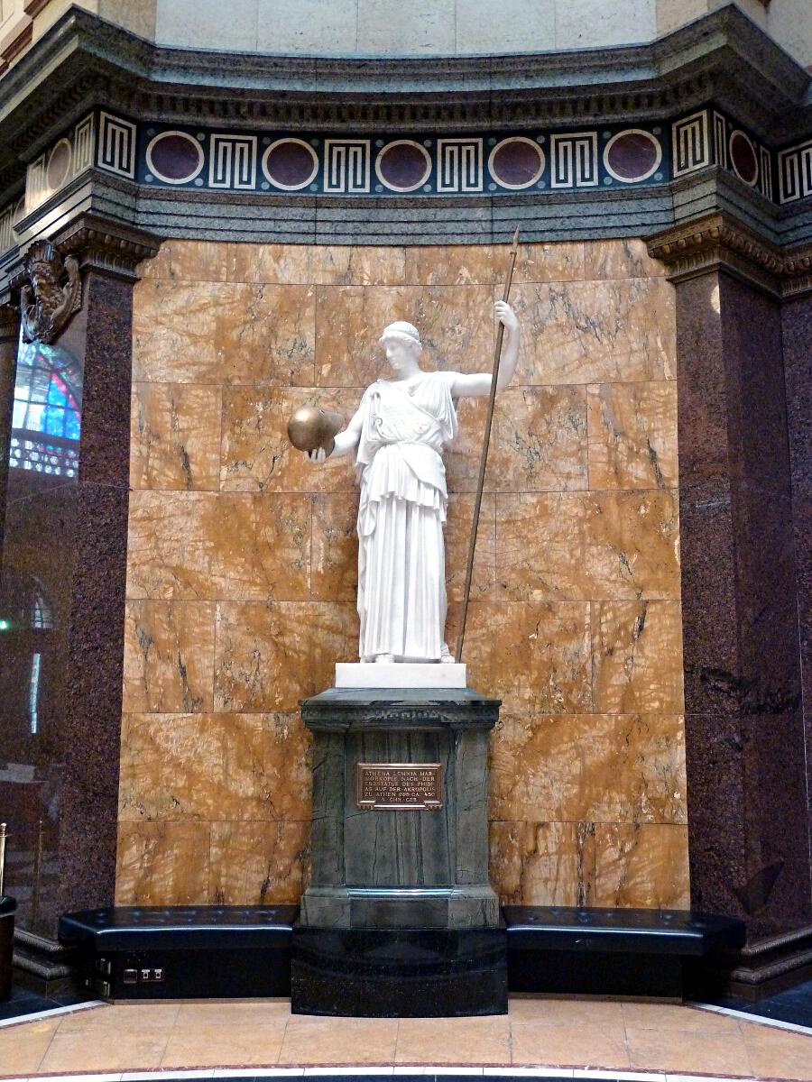 Kurhaus (1905-07) - Statue der Gttin Athene