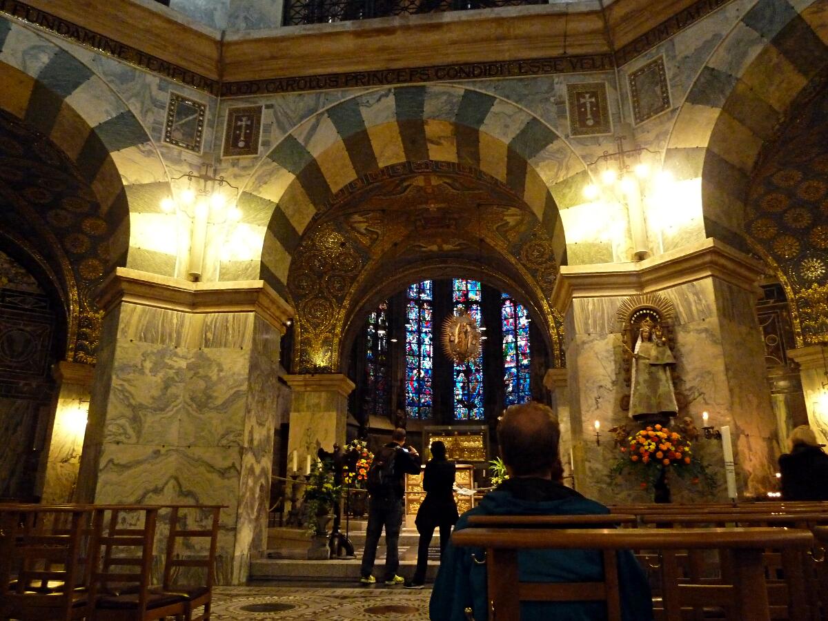 Aachener Dom (ab 795) - Oktogon (795-803)