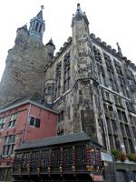 Aachener Rathaus (14. Jh.)