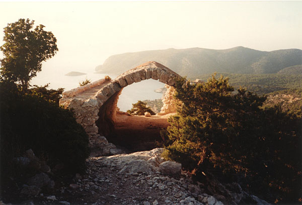 Monlithos - Ruinen des Kastells