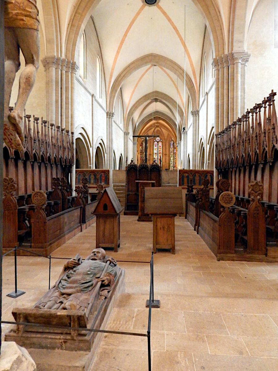 Dom St. Peter und Paul (ab 1210) - Ostchor (um 1330)