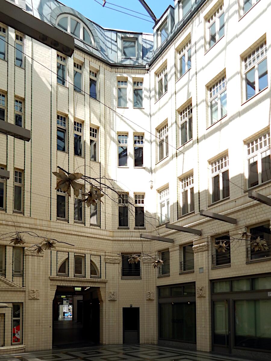 Jgerhof-Passage (1911-14, 1919/20)