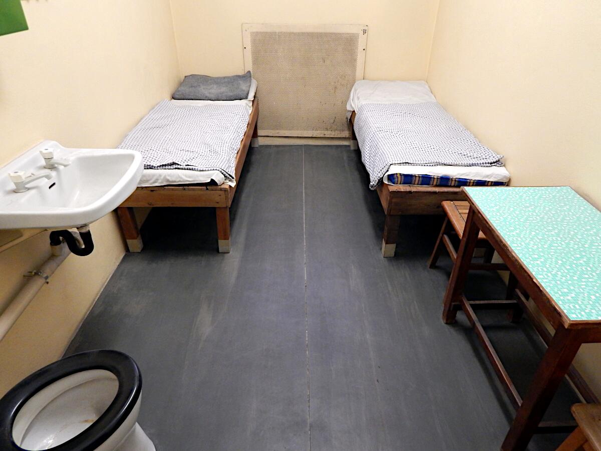 Gedenksttte Museum in der 'Runden Ecke' (1990) - ehem. Bezirksverwaltung fr Staatssicherheit