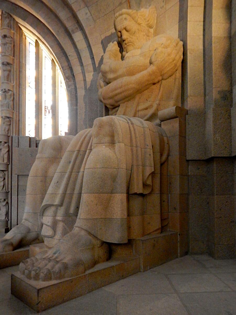 Vlkerschlachtdenkmal (1913) - Ruhmeshalle (Tugendfigur 'Tapferkeit')