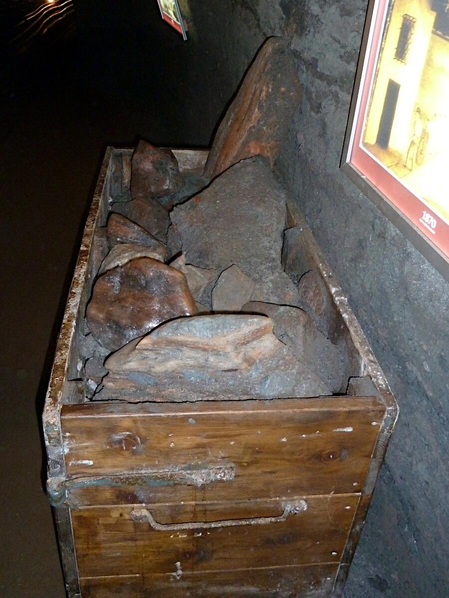 Salzwelten am D�rrnberg - Lore mit Steinsalz