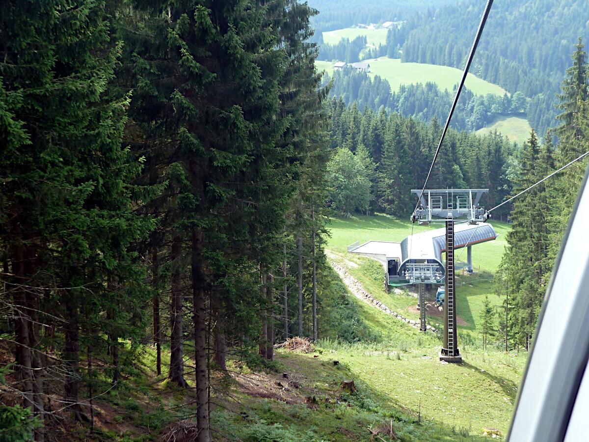 Donnerkogelbahn - Mittelstation mit Kurve