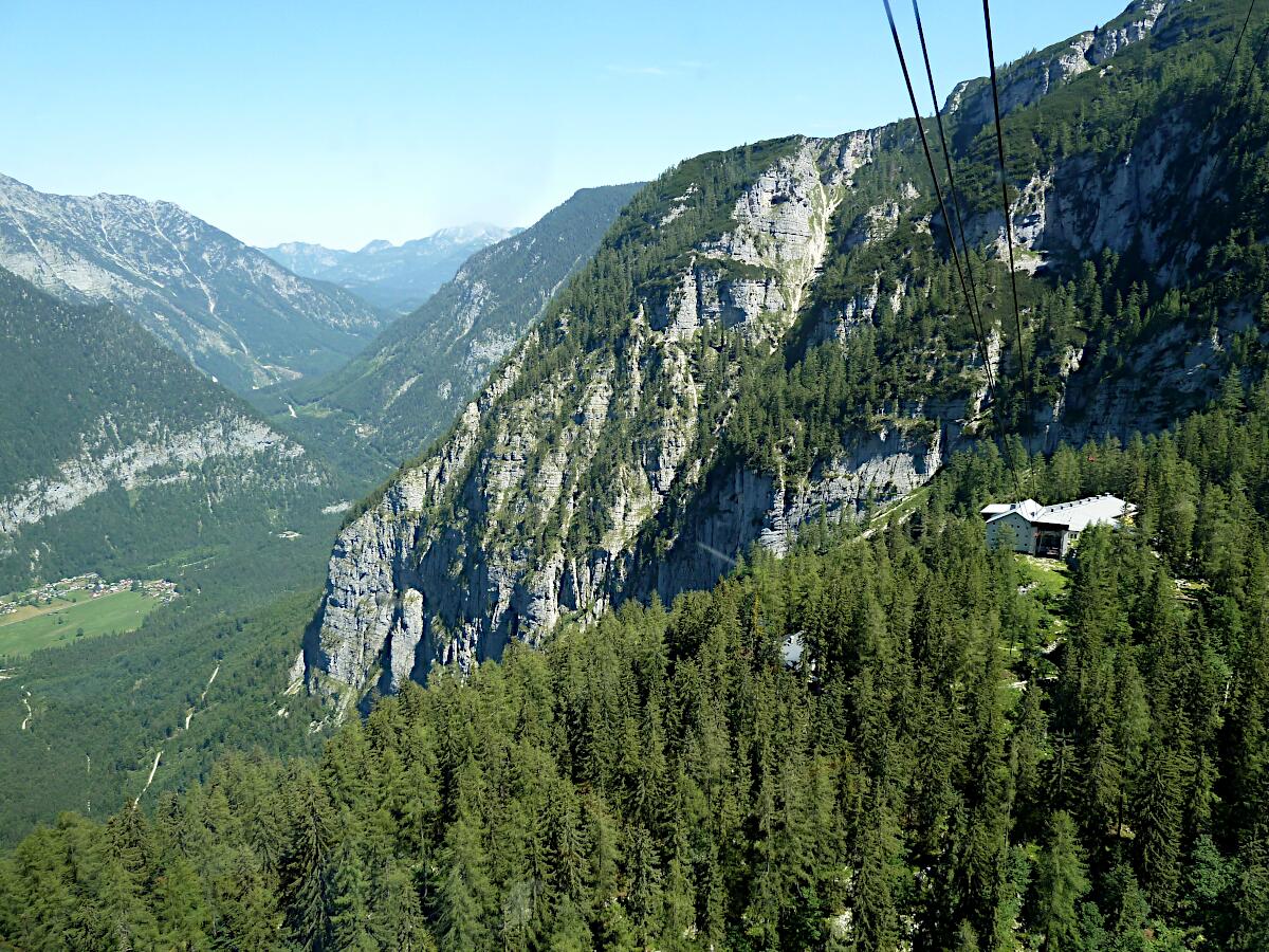 Dachstein Krippenstein-Seilbahn - Talstation Obertraun (600 m)