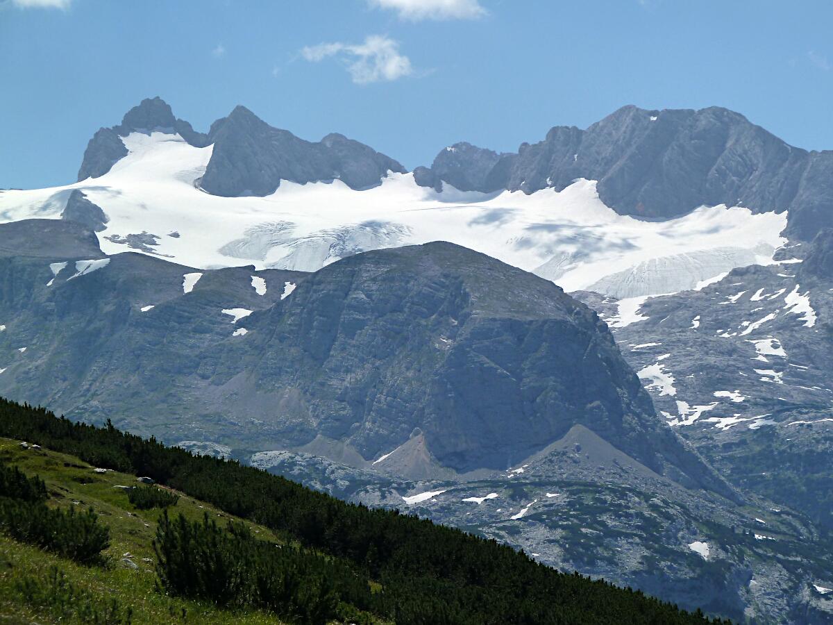 Dachsteinmassiv - Hoher Dachstein (2995 m), Niederer Dachstein (2934 m), Taubenkogel (2301 m), Hohes Kreuz (2837 m)