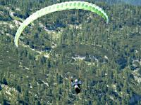 Krippenstein - Paragliderstart Richtung Obertraun
