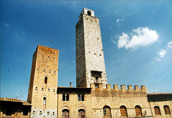 San Gimignano - Palazzo vecchio del Podest und Torre Rognosa