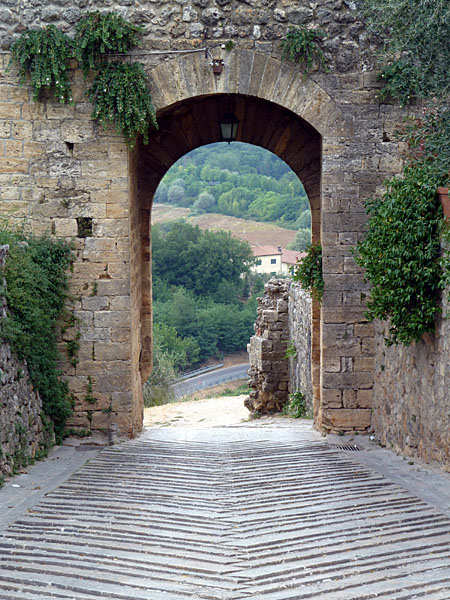 Monteriggioni - Porta di sotto