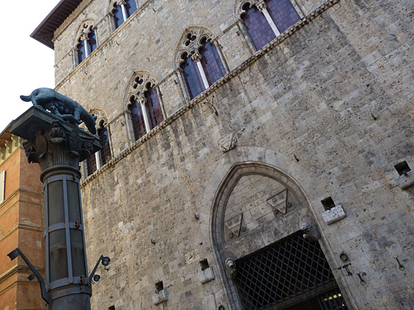 Siena - Palazzo Tolomei