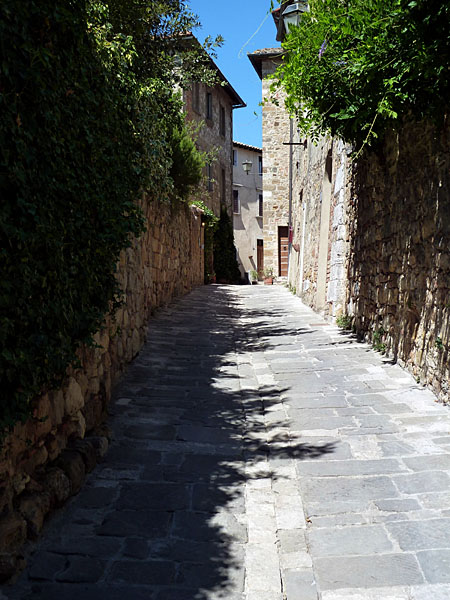 San Quirico d'Orcia - Via della Piaggia