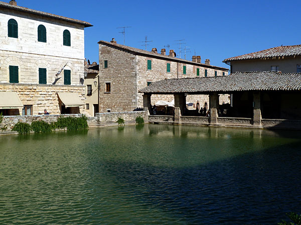 Bagno Vignoni - Thermalbecken