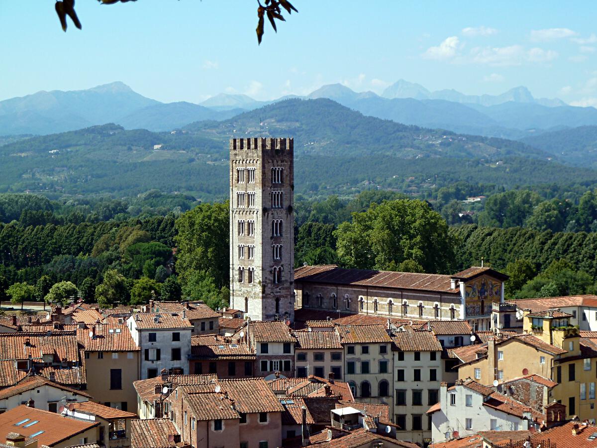Lucca - Blickrichtung Nordwest (Basilica di San Frediano)
