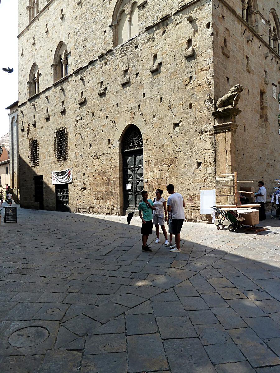 Volterra - Palazzo dei Priori (ab 1208)