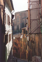 Siena - Gasse zur Porta Fontebranda und San Domenico