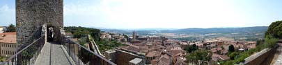 Massa Marittima - Panoramablick von der Stadtmauer auf die Citt Vecchia