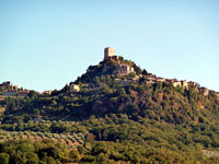 Bagno Vignoni - Blick auf Rocca d'Orcia