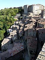 Sorano - Ostansicht vom Masso Leopoldino