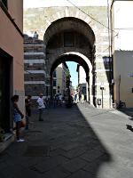 Lucca - Porta San Gervasio (Westseite, 13. Jh.)