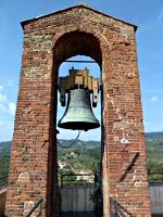 Vinci - Burgturm mit Glocke