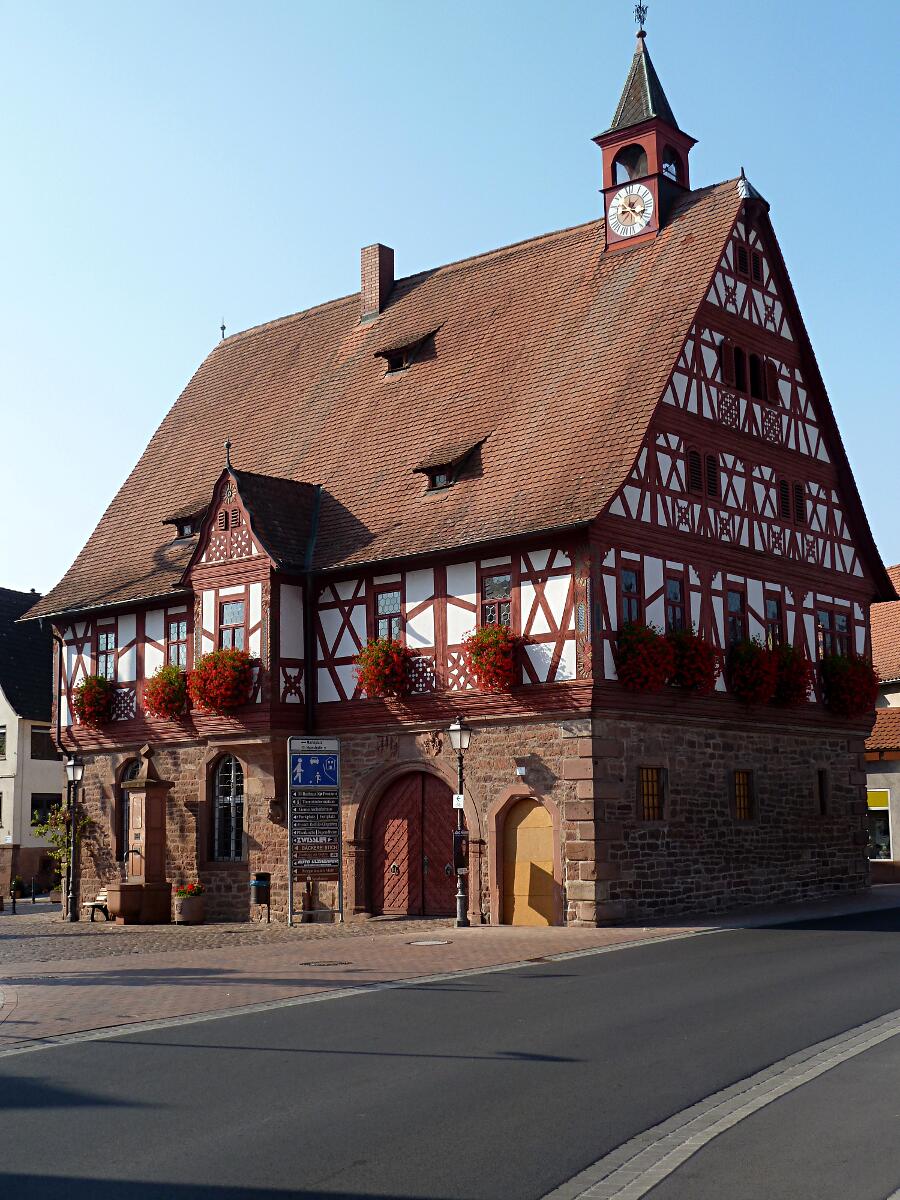 Historisches Rathaus (1611/12)
