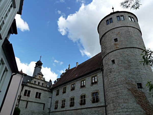 Maintor, Rathaus und Schwarzer Turm (1579/81)