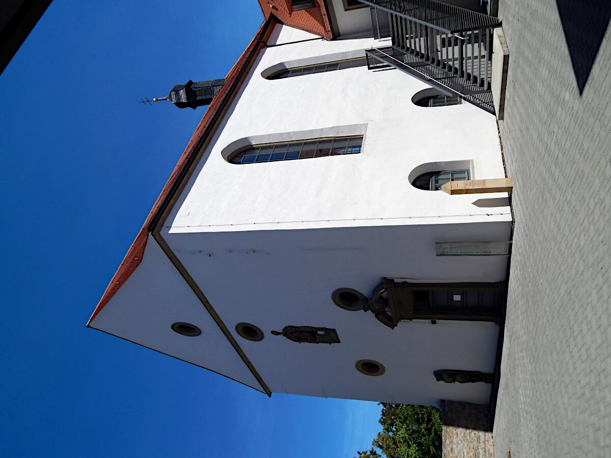 Vogelsburg - Mari Schutz