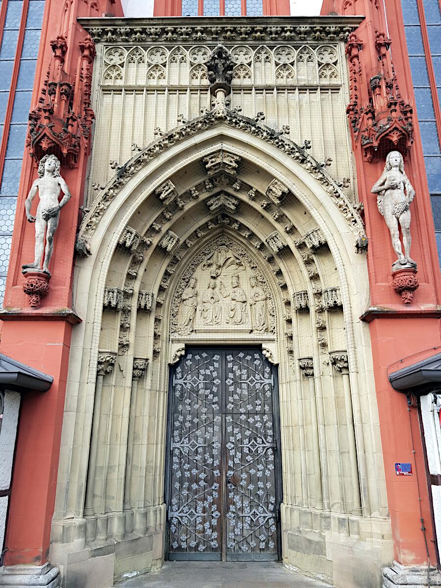 Marienkapelle (1377-1479, 1856-58; Rekonstruktion 1948-61) - Sdportal