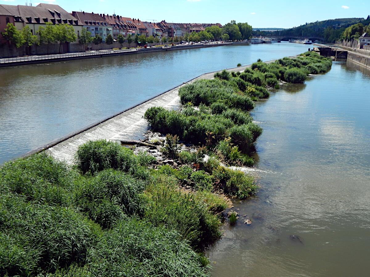 Neue Alte Mainbrcke - Schleusenkammer
