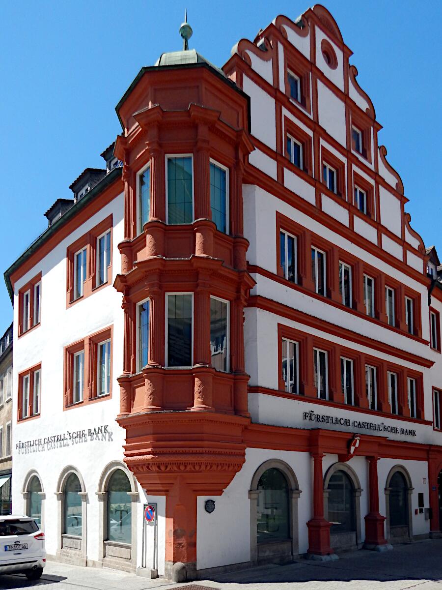 Adelpalais, ehem. Vorderer Gressenhof (1591, 18. Jh., Rekonstruktion 1955)