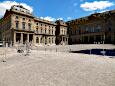 Residenz (1720-80; Rekonstruktion 1945-87) - Westfassade mit Ehrenhof