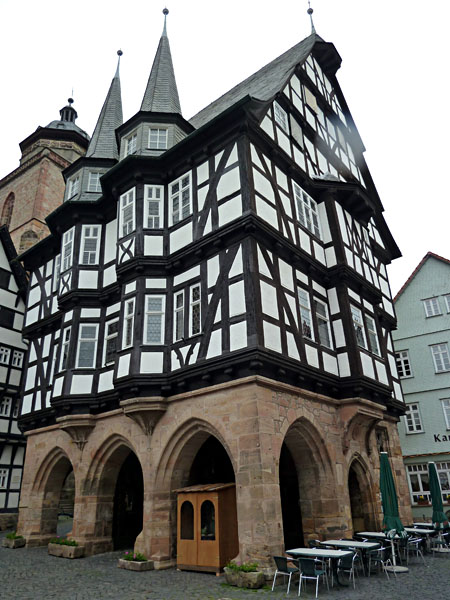 Rathaus (1512-16)