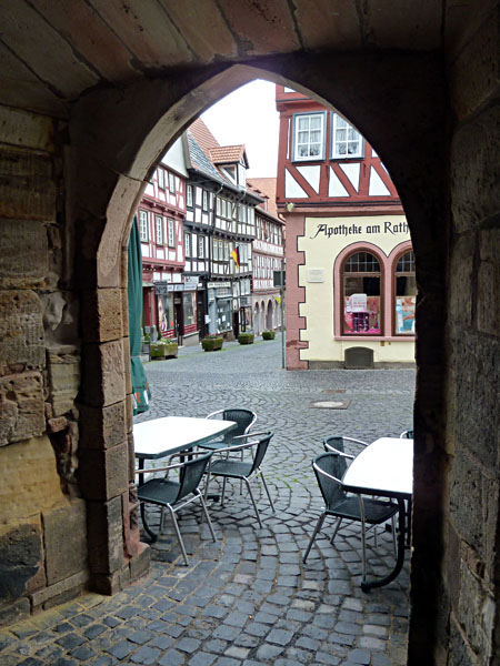 Markt - Blick aus der steinernen Rathaushalle (1512-16)