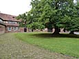 B�dinger Schloss (ab 12. Jh.) - �u�erer Hof